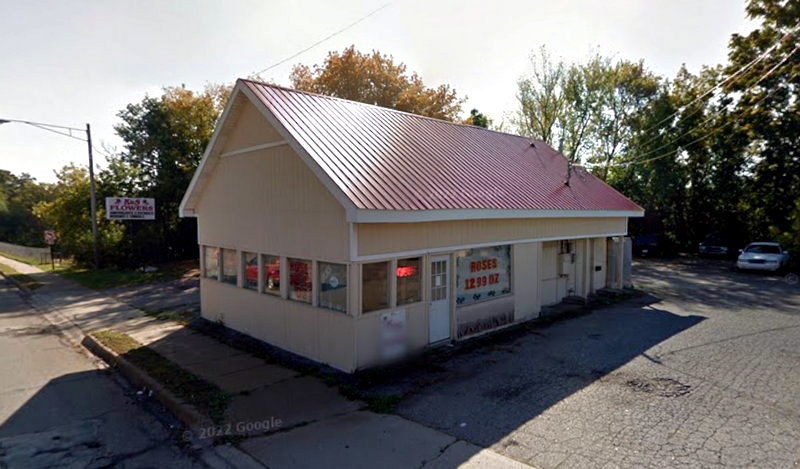Dairy Isle - Lapeer - 909 W Genesee St (newer photo)
